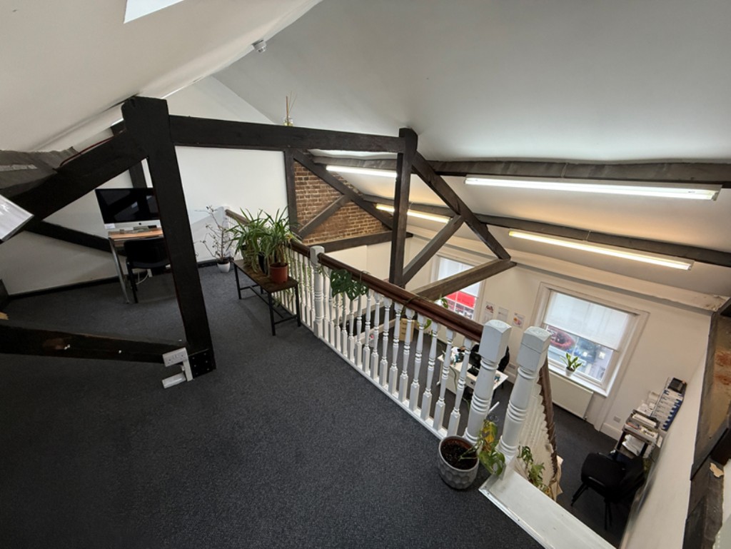 Lot: 72 - FREEHOLD COMMERCIAL & RESIDENTIAL BLOCK - View of split level office area